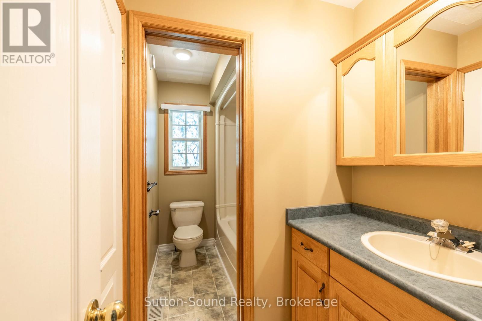 126 ALEXANDRIA STREET - 14