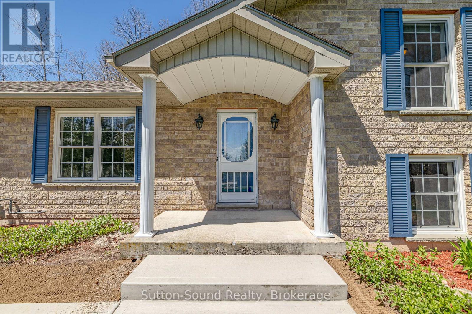 126 ALEXANDRIA STREET - 4