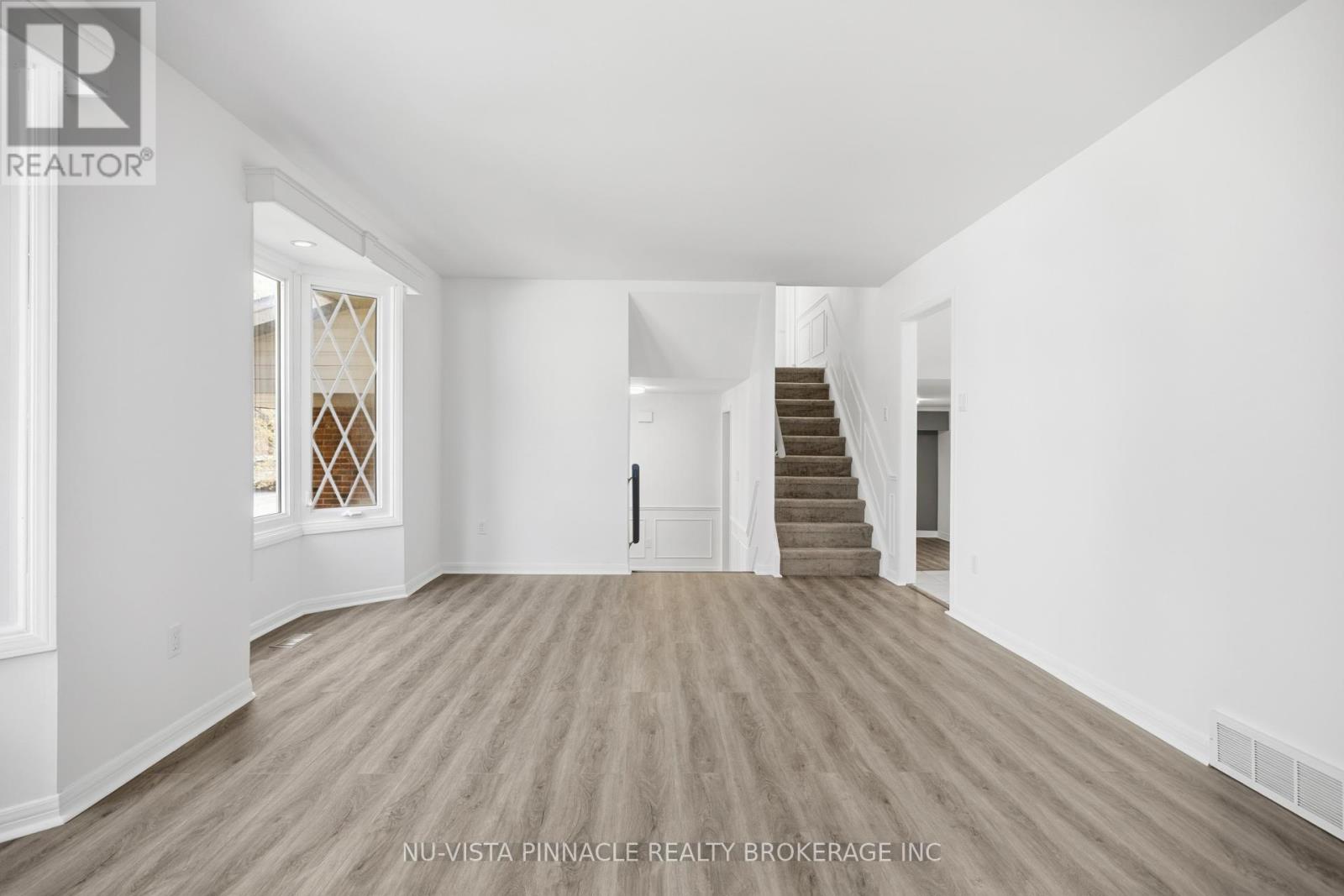 42 MILFORD CRESCENT - 13