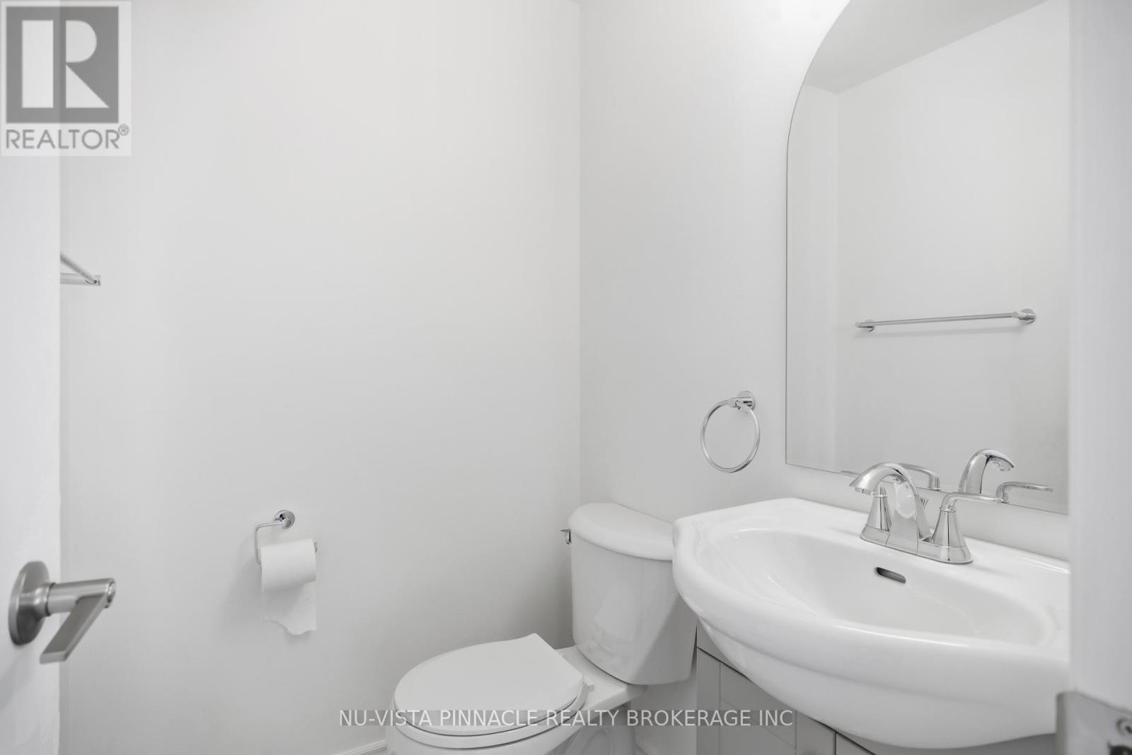 42 MILFORD CRESCENT - 24