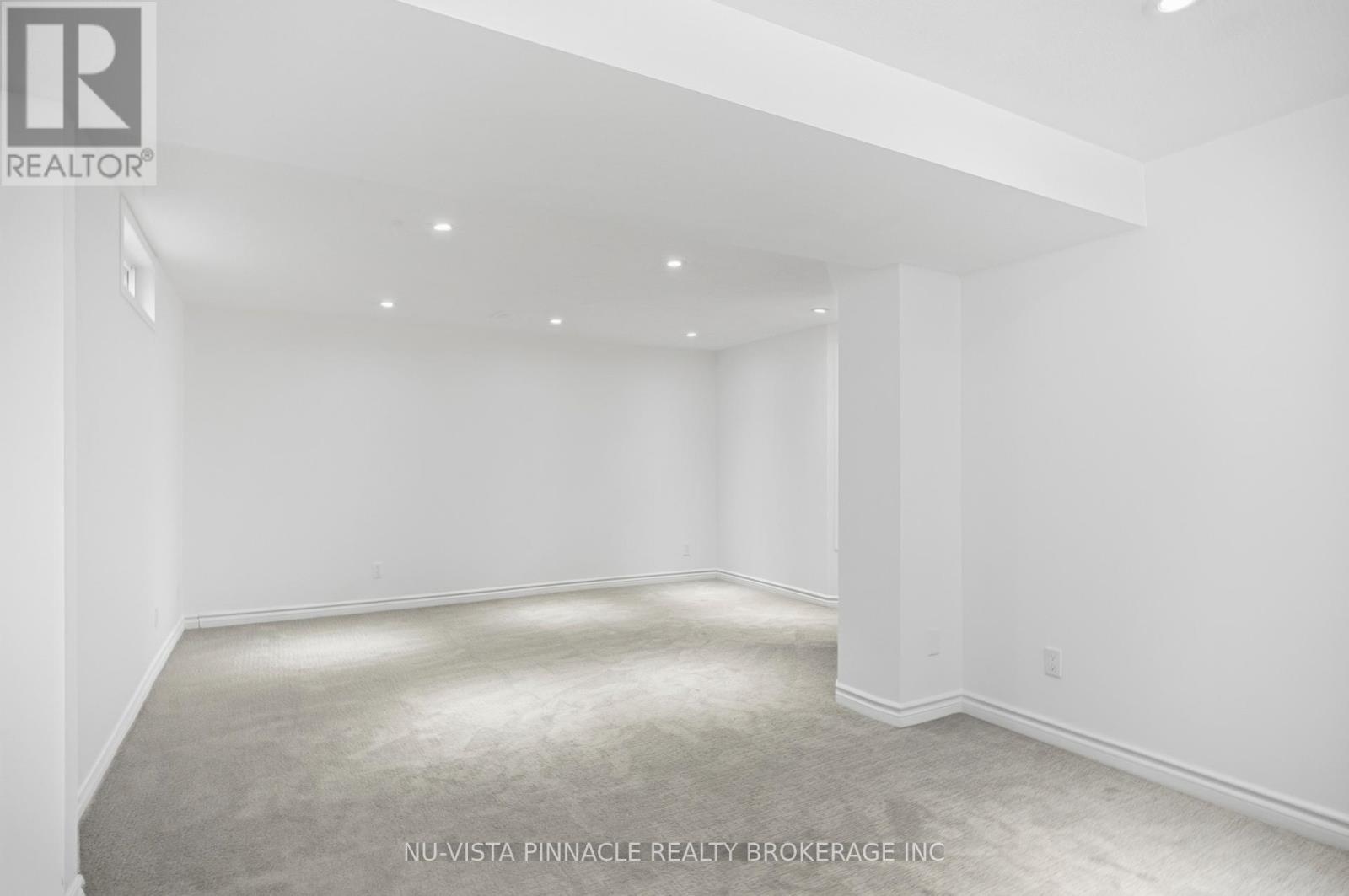 42 MILFORD CRESCENT - 28