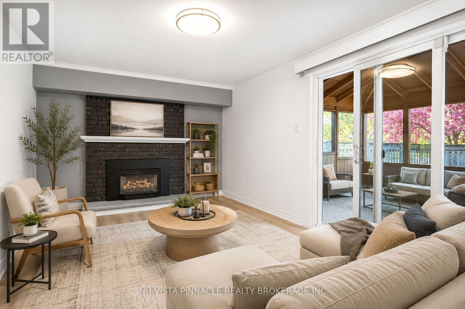 42 MILFORD CRESCENT - 4