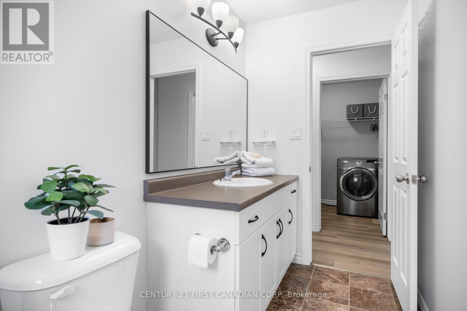 21 PEAR TREE AVENUE - 23