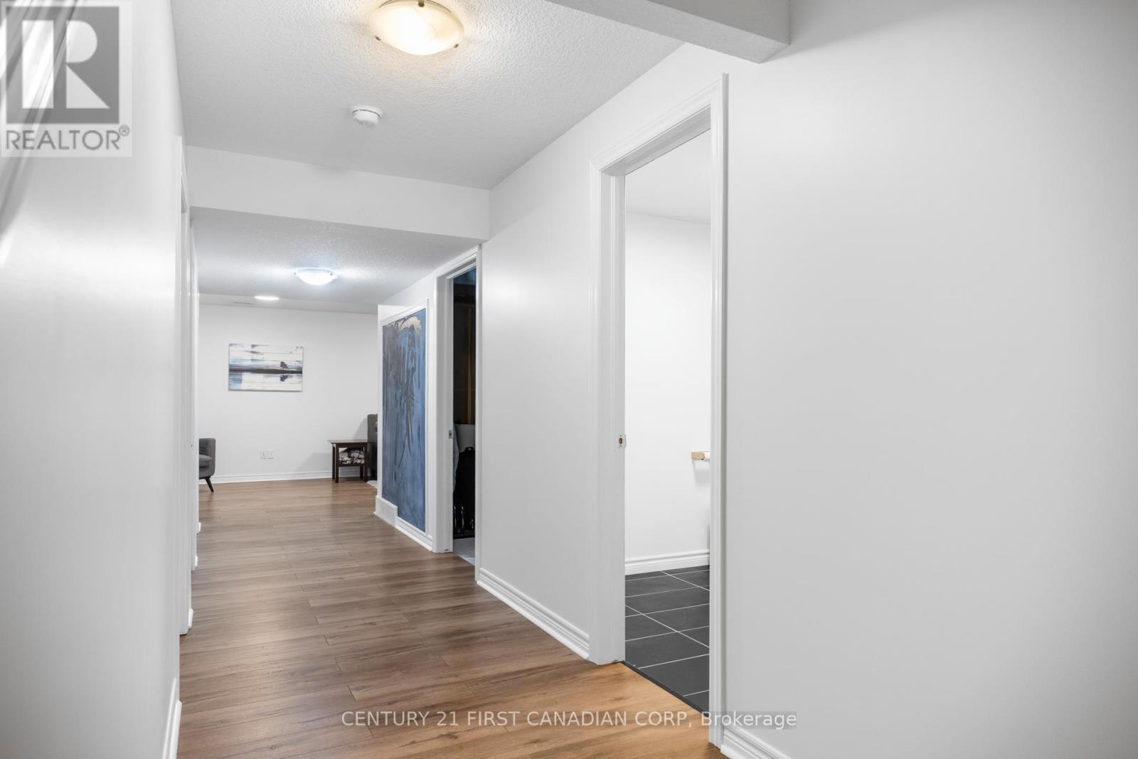 21 PEAR TREE AVENUE - 26
