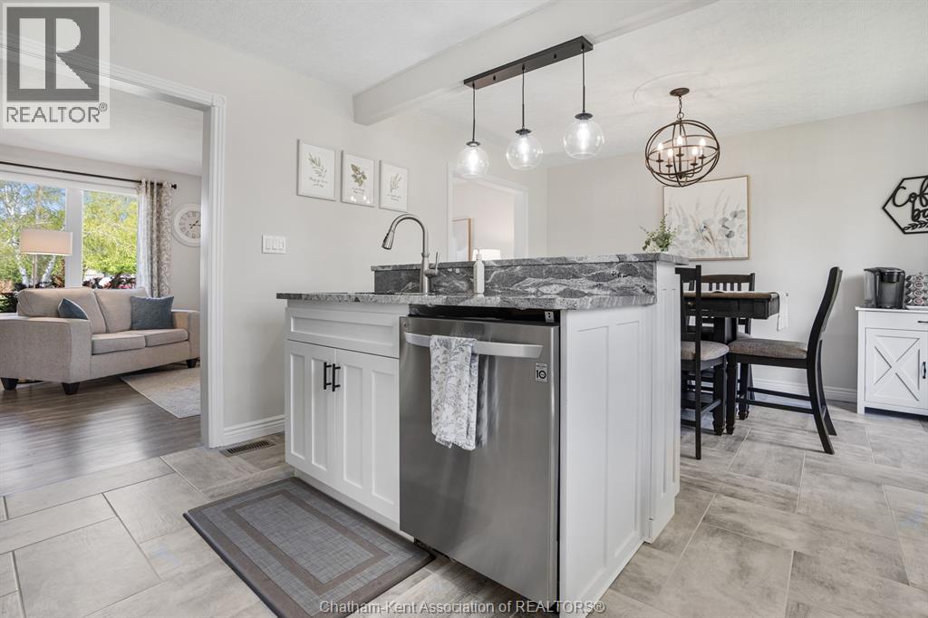 106 UNIVERSITY DRIVE, Chatham, Ontario, N7L4V5 — Photo 10
