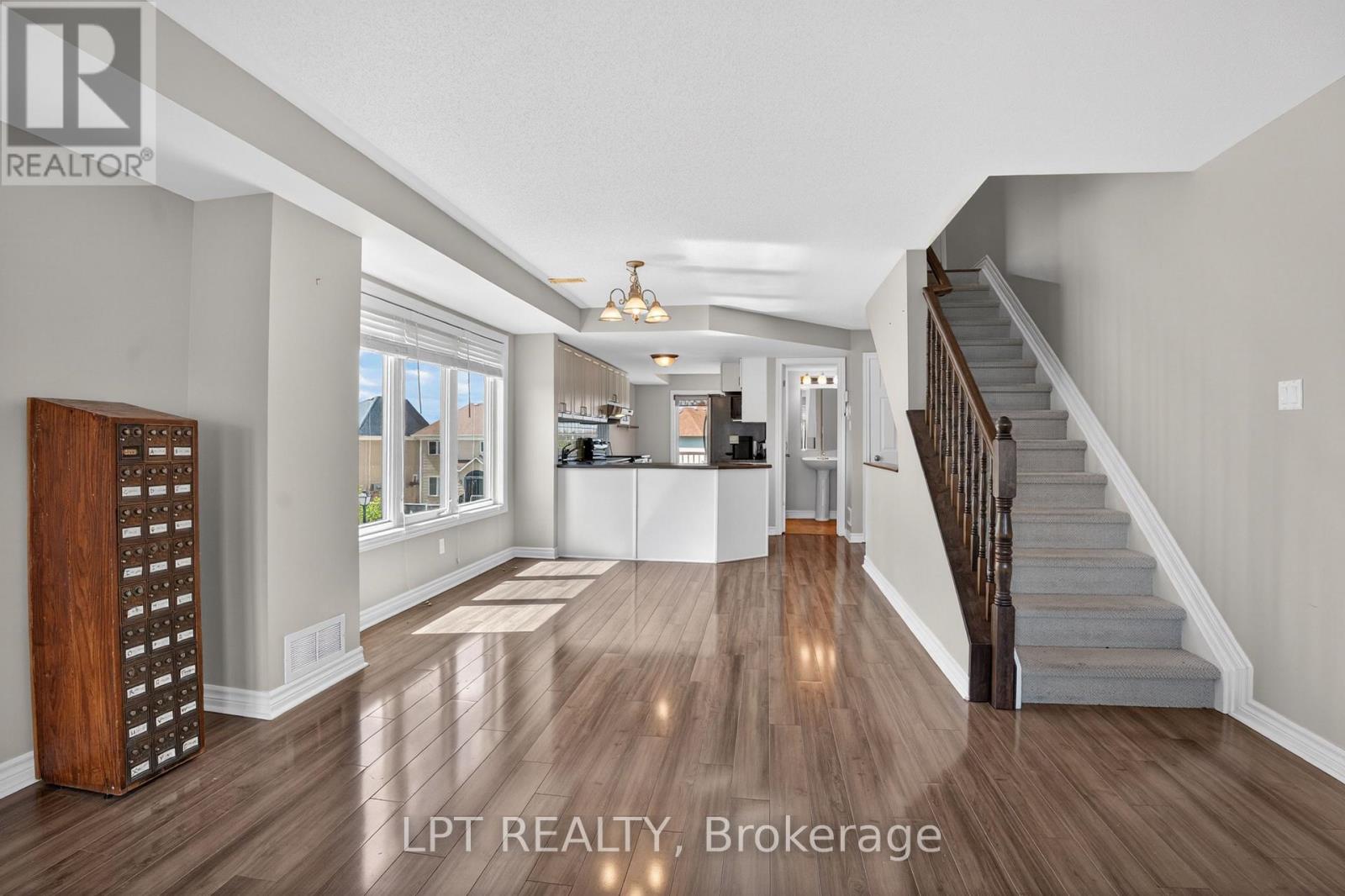 2 Bed, 3 Bath House for Sale in Ottawa – 2342 ESPRIT DRIVE, Ottawa – MLS# X13109430 - Image 11