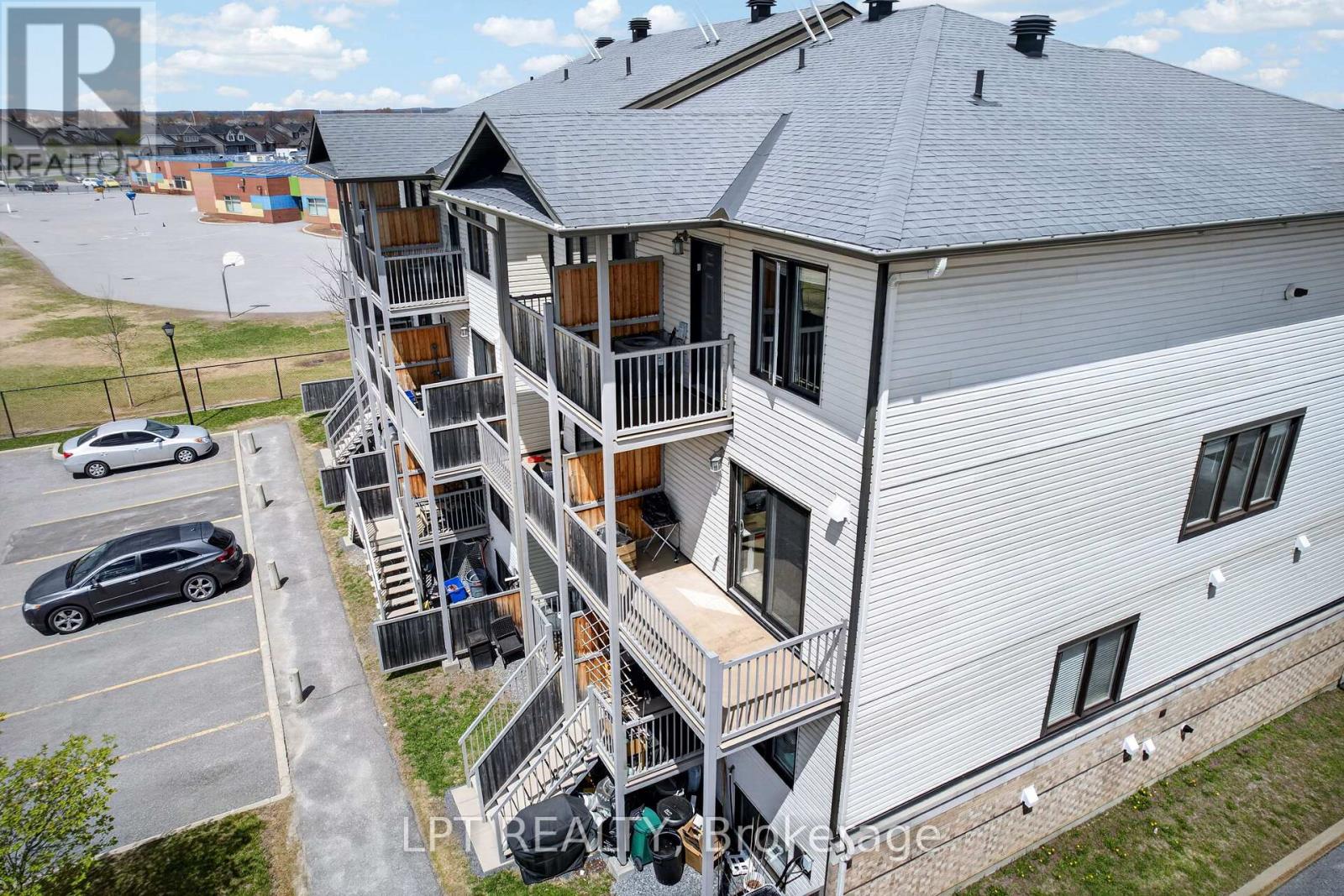 2 Bed, 3 Bath House for Sale in Ottawa – 2342 ESPRIT DRIVE, Ottawa – MLS# X13109430 - Image 43