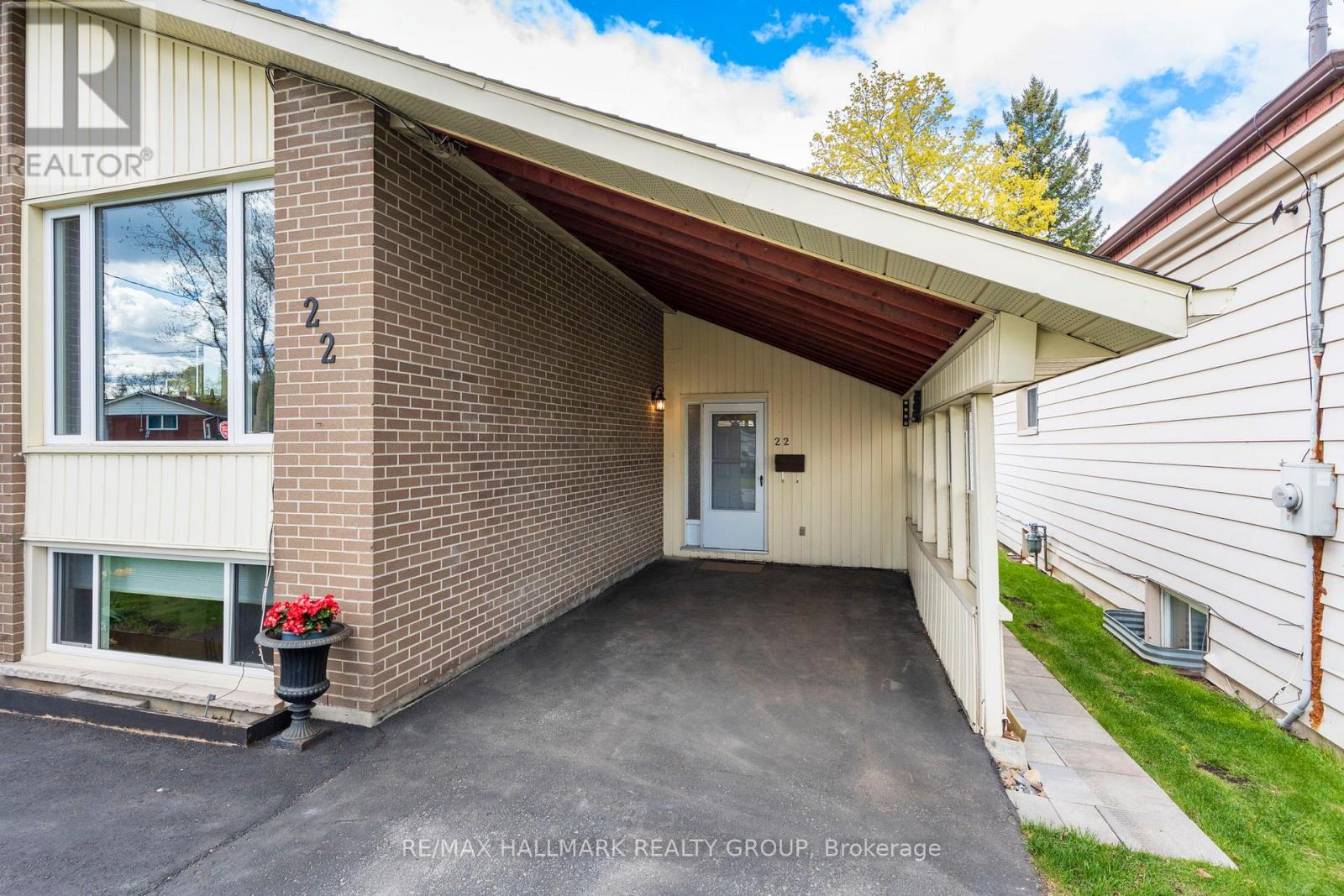 22 ELM AVENUE - Image 2