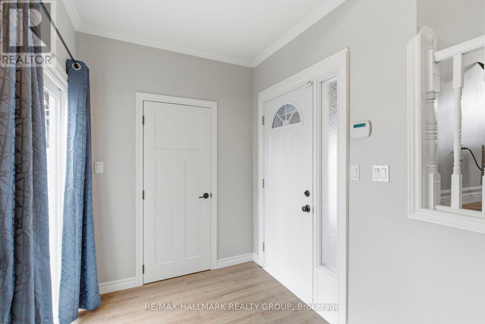 22 ELM AVENUE - Image 3