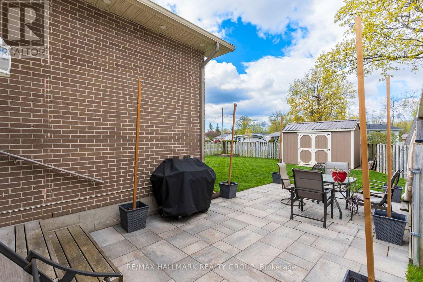 22 ELM AVENUE - 30