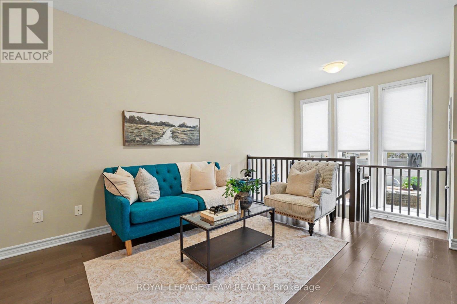 3 Bed, 3 Bath House for Sale in Ottawa – 293 FERGUS CRESCENT, Ottawa – MLS# X13109542 - Image 8