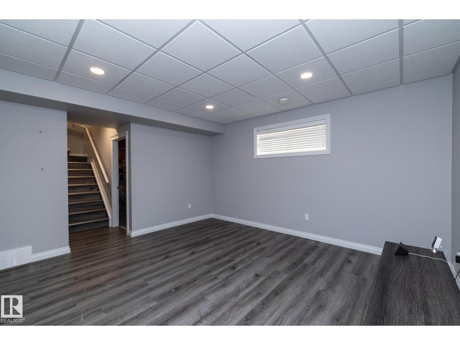151 CALEDONIA DR, Leduc