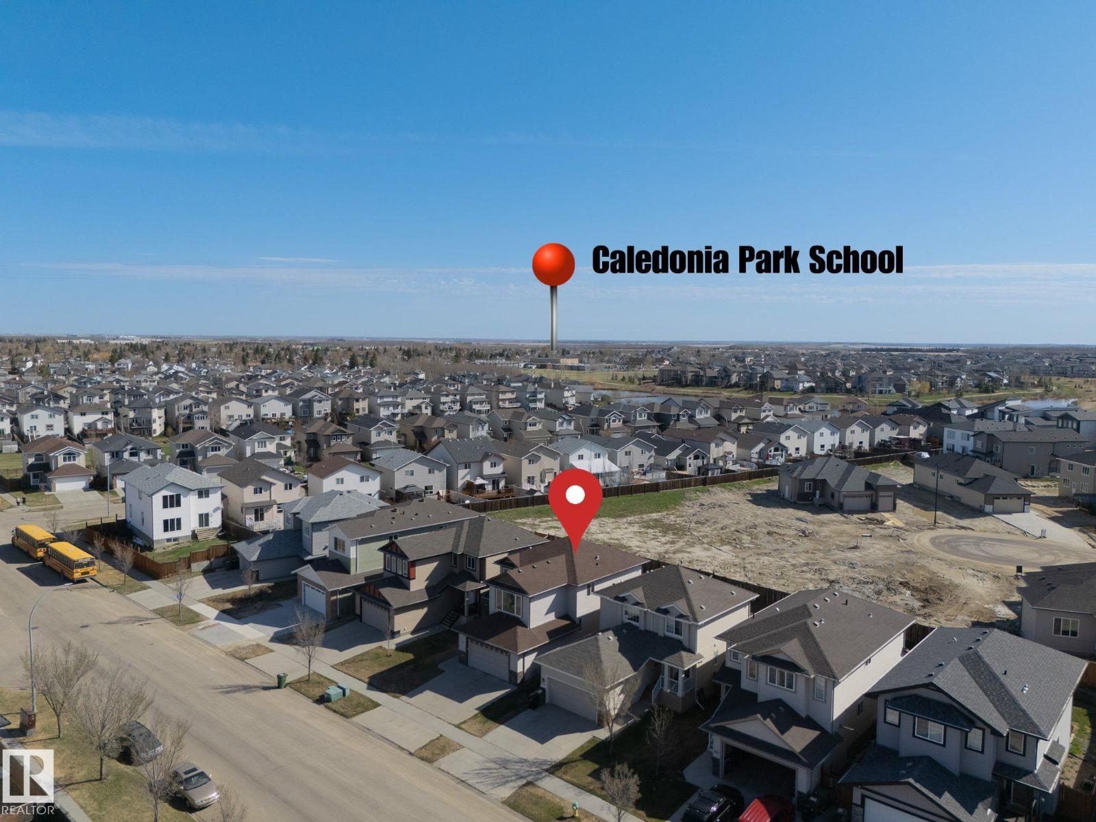 151 CALEDONIA DR, Leduc