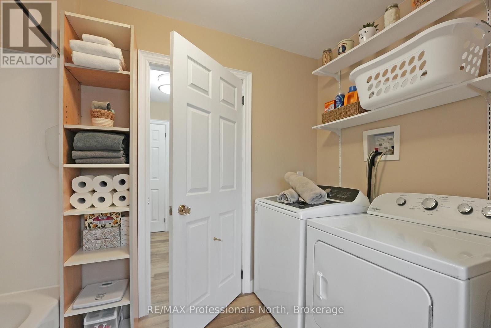 1392 OLD DONALD ROAD - 30