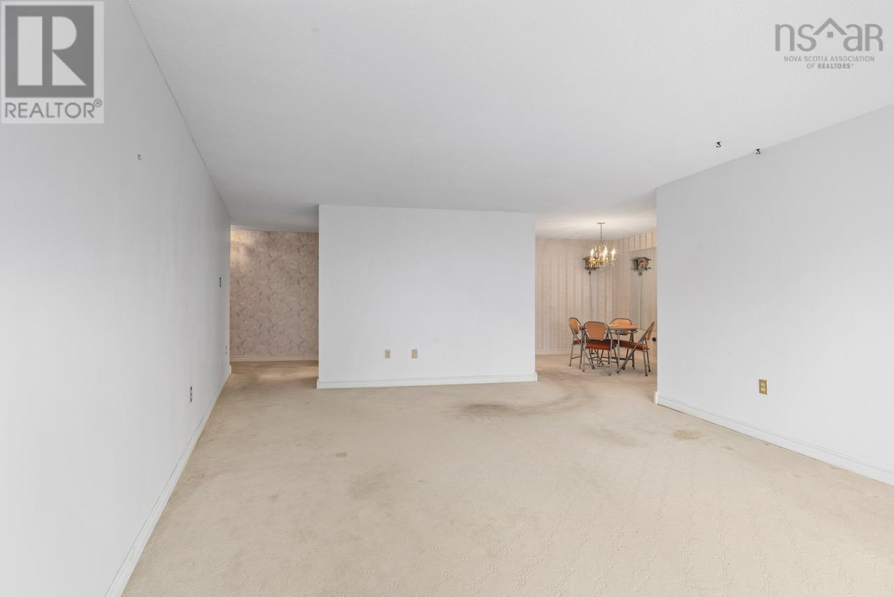 Property 31 of 38 of 205 5561 Heatherwood Court