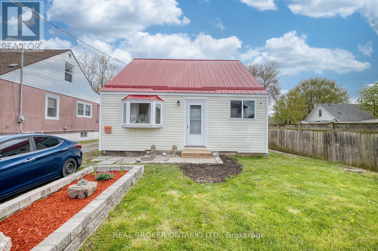5298 OTTAWA AVENUE - Image 2