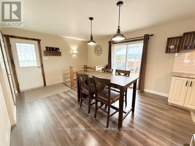 17 ERICKSON AVENUE - 16
