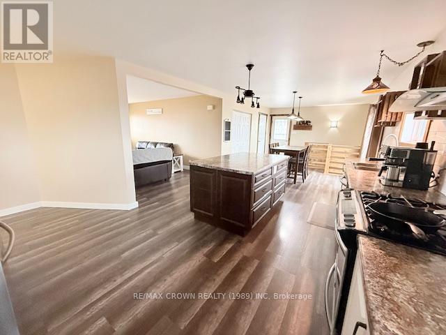 17 ERICKSON AVENUE - 20