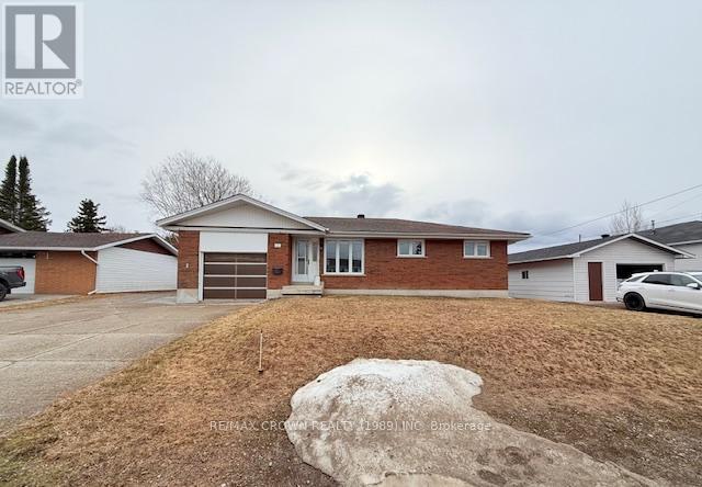 17 ERICKSON AVENUE - 3