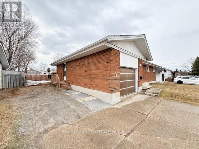 17 ERICKSON AVENUE - 6
