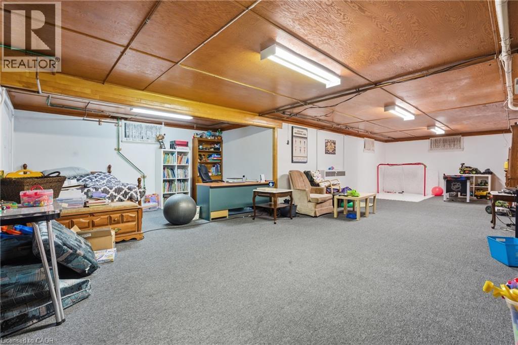 440 CHURCHILL Avenue - 29