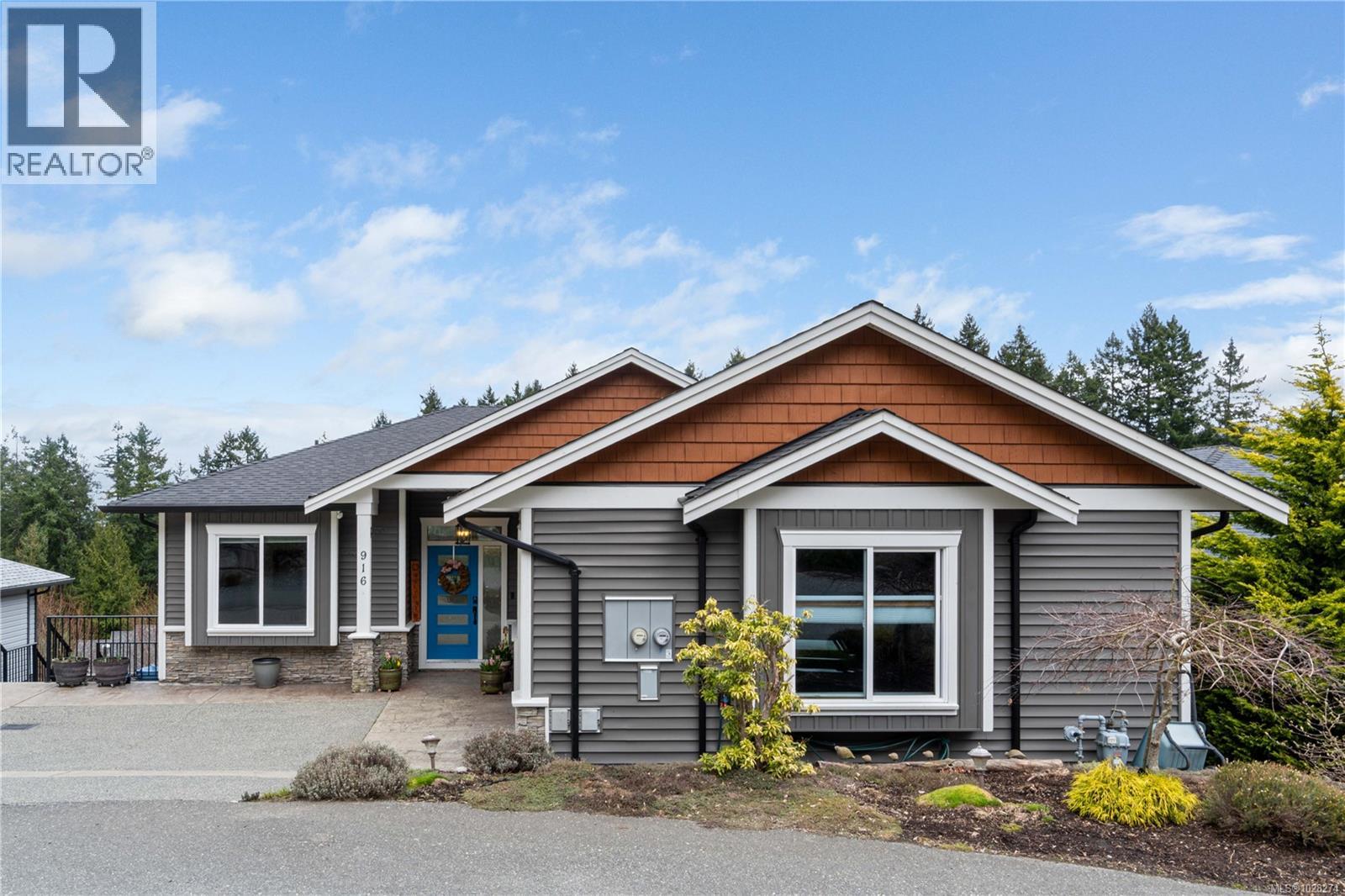 916 Hanington Rd - 11