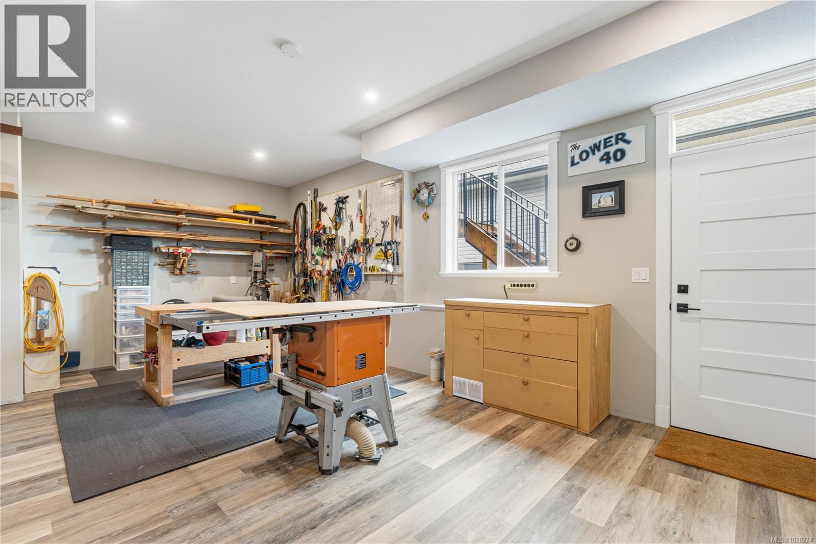 916 Hanington Rd - 57