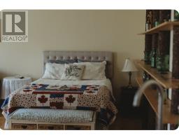 122 Main Street thumbnail 39