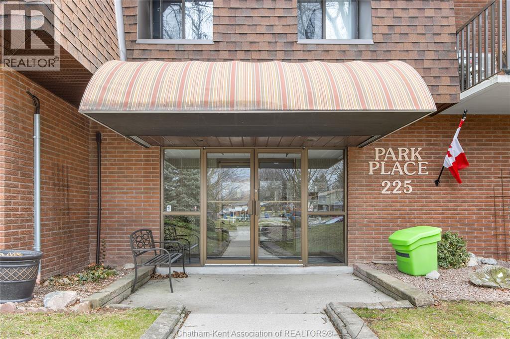 225 CAMPUS PARKWAY Unit# 117, Chatham, Ontario, N7L4X2 — Photo 22