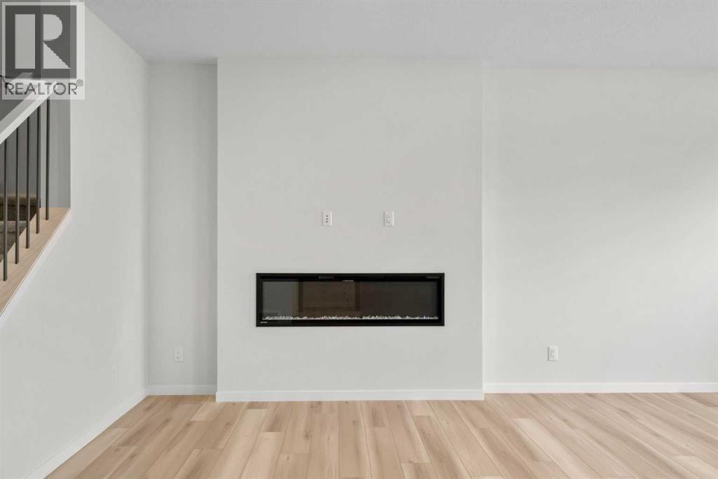 675 Buffaloberry Manor SE - 13