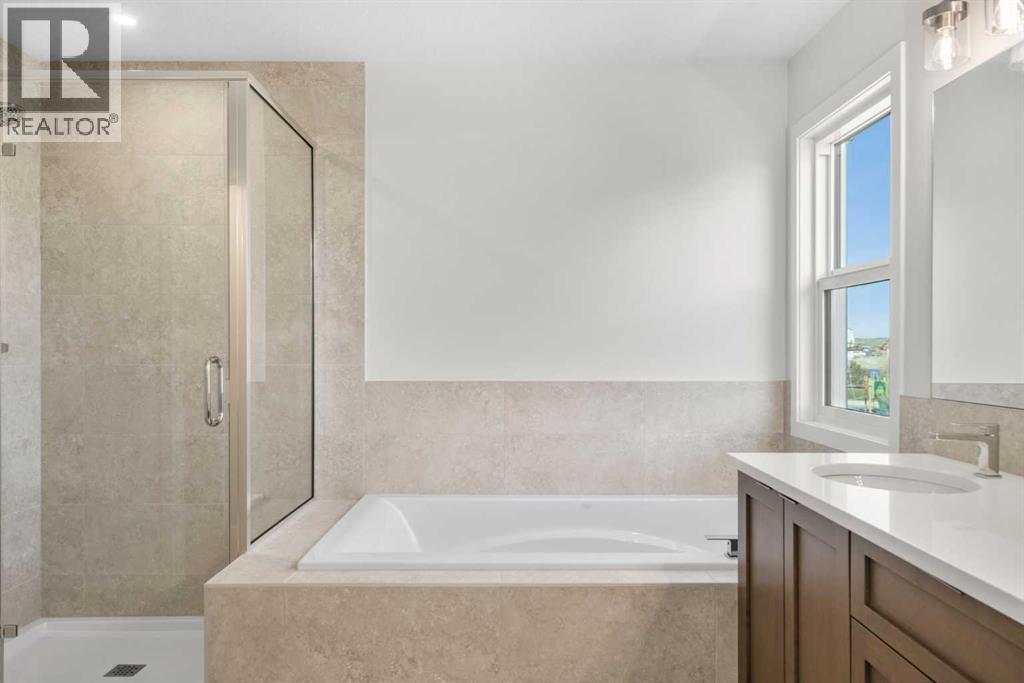 675 Buffaloberry Manor SE - 28