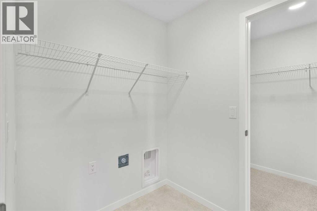 675 Buffaloberry Manor SE - 36