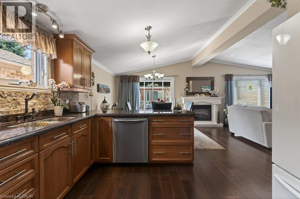 3908 RAINBOW Lane - 12