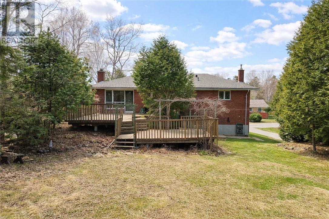 2288 Muriel Crescent - 37