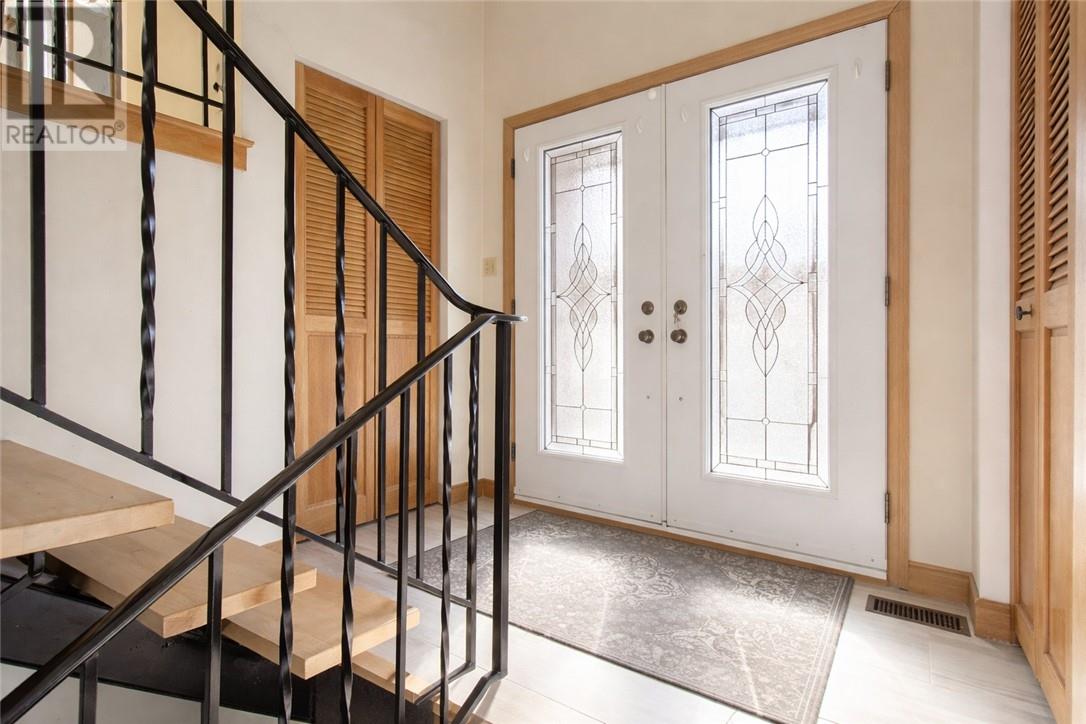2288 Muriel Crescent - 2