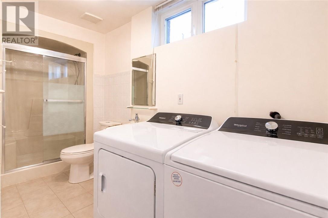 2288 Muriel Crescent - 29
