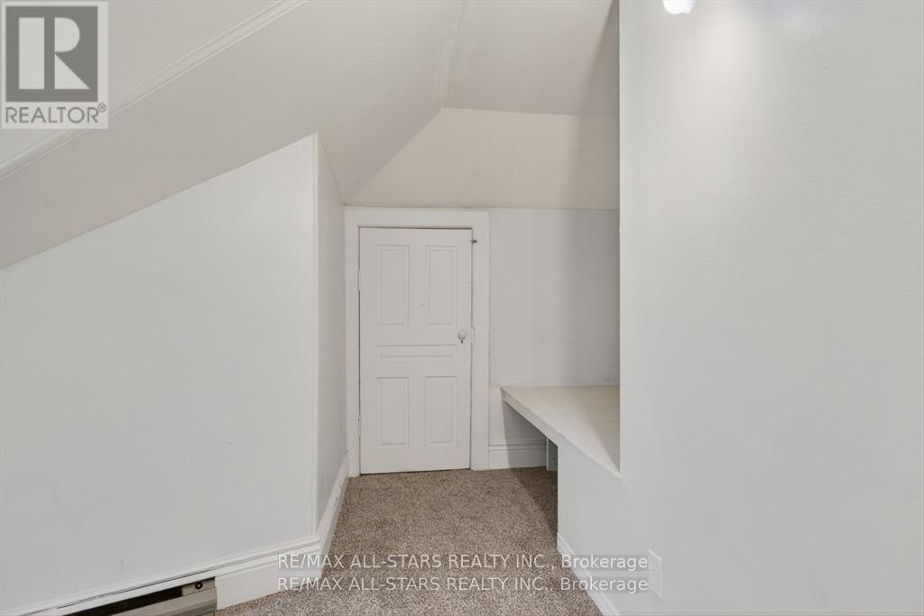 36 CAROLINE STREET - 17