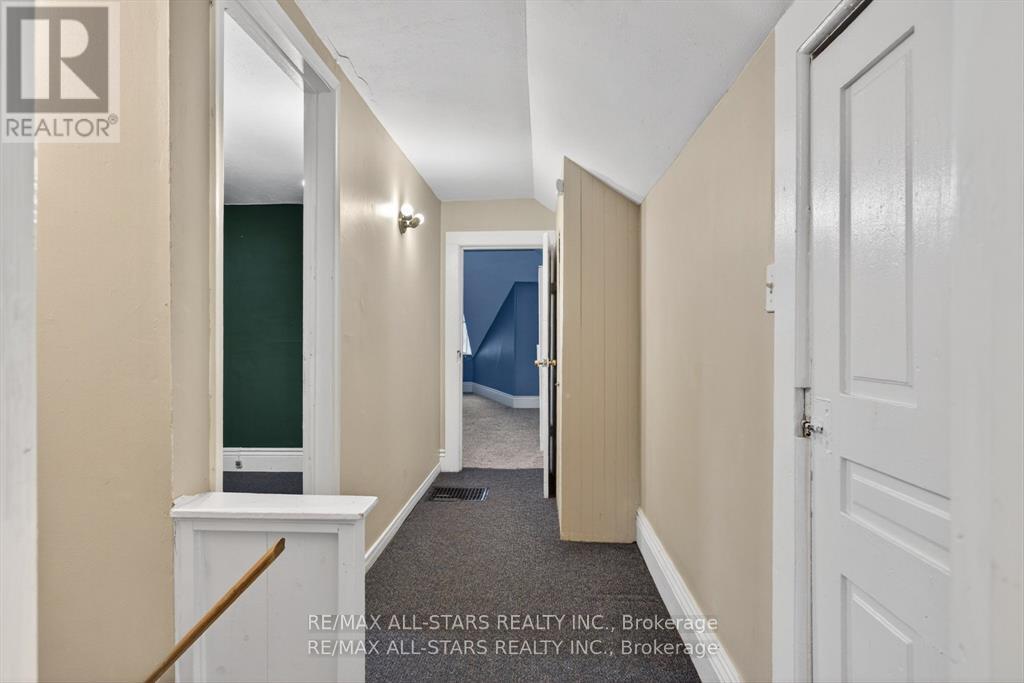 36 CAROLINE STREET - 19