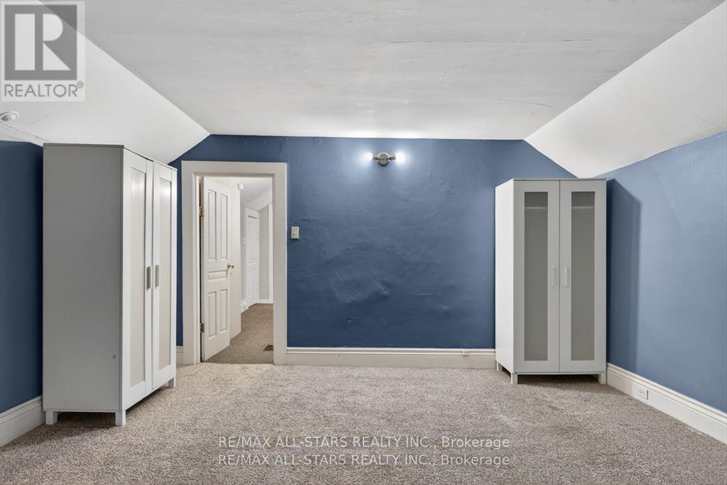 36 CAROLINE STREET - 25