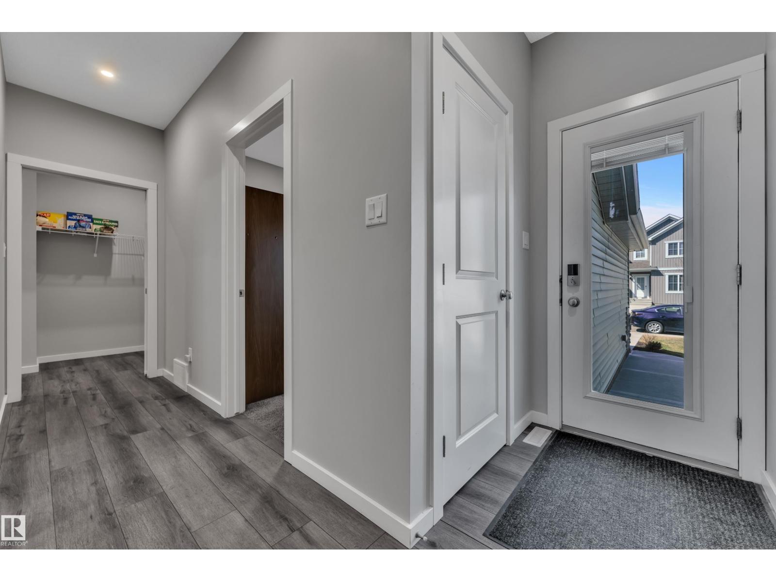 319 36 AV NW, Edmonton