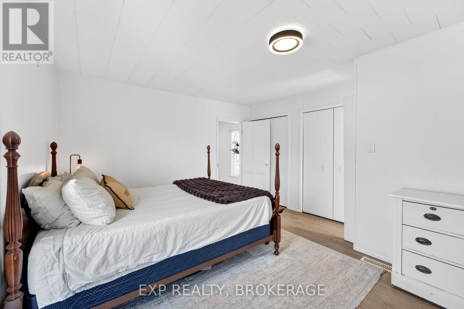 52 DANIEL STREET - 20