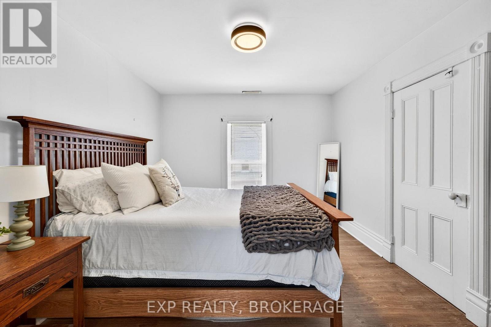 52 DANIEL STREET - 22