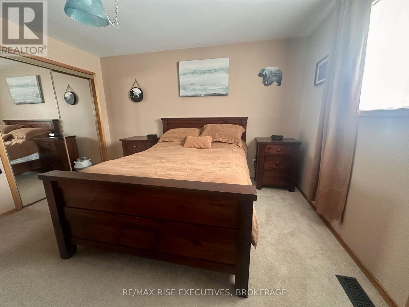 61 BRANT STREET - 14