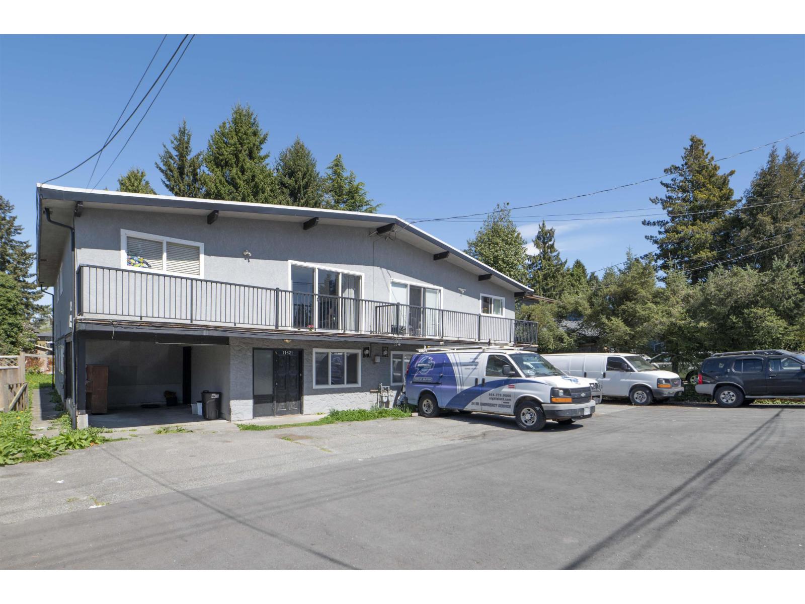 11821 72 Avenue - main photo