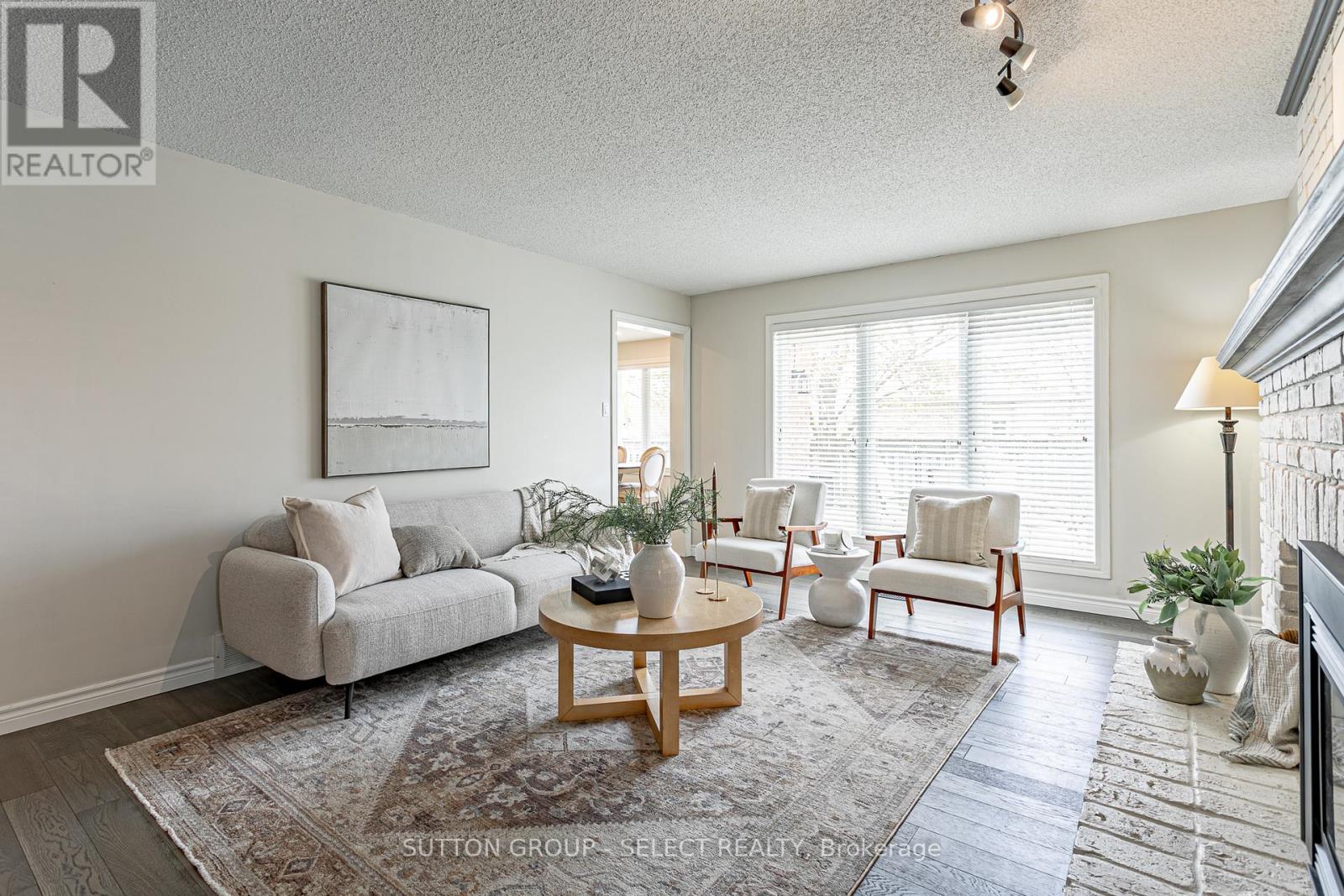 1 DERWENT ROAD - 12