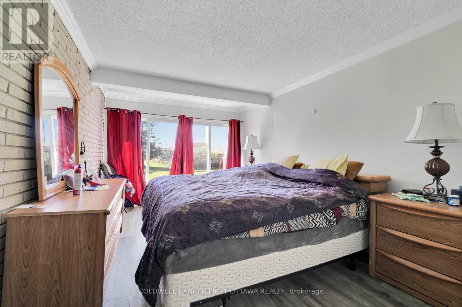 876 BALSAM DRIVE - 22