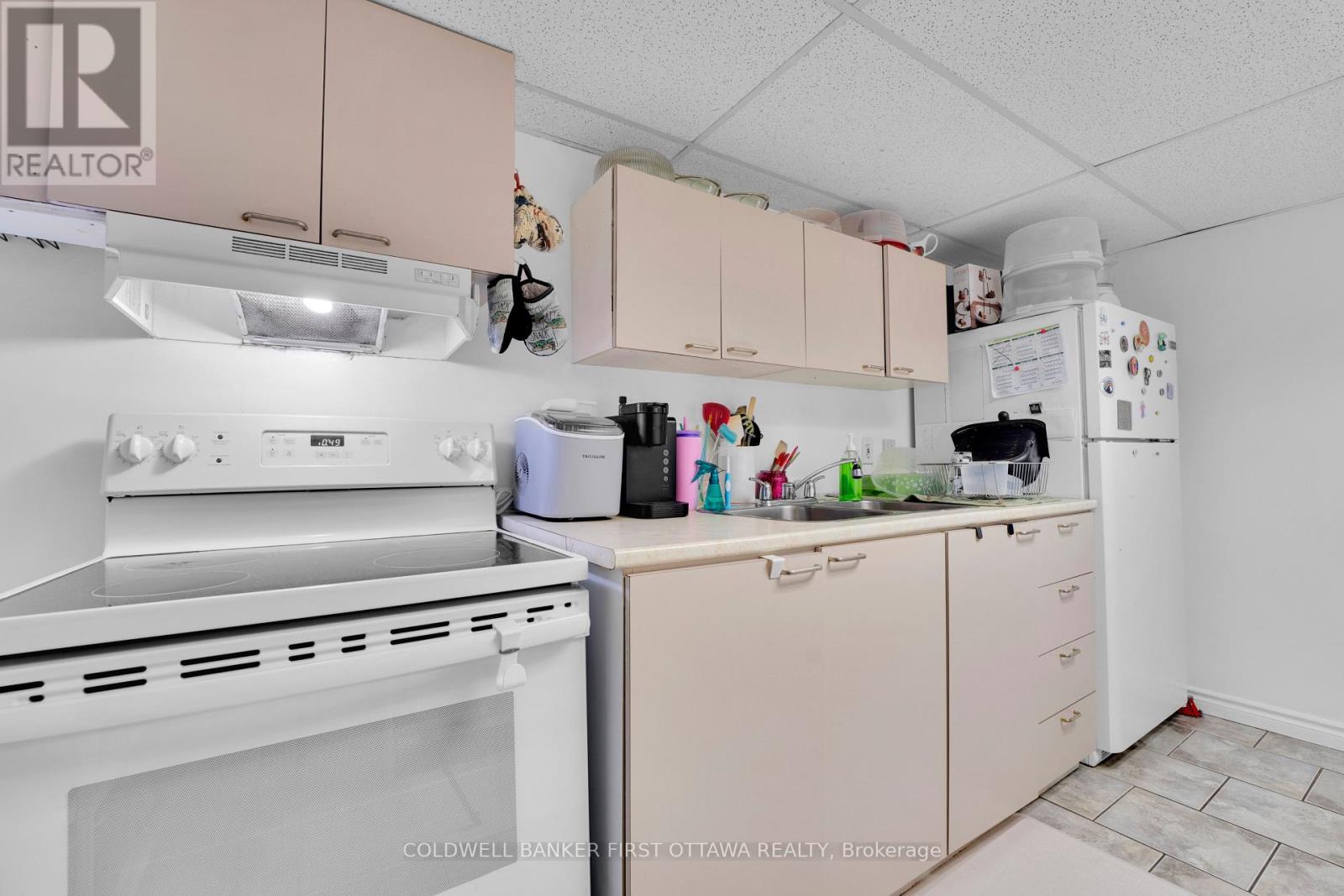 876 BALSAM DRIVE - 30
