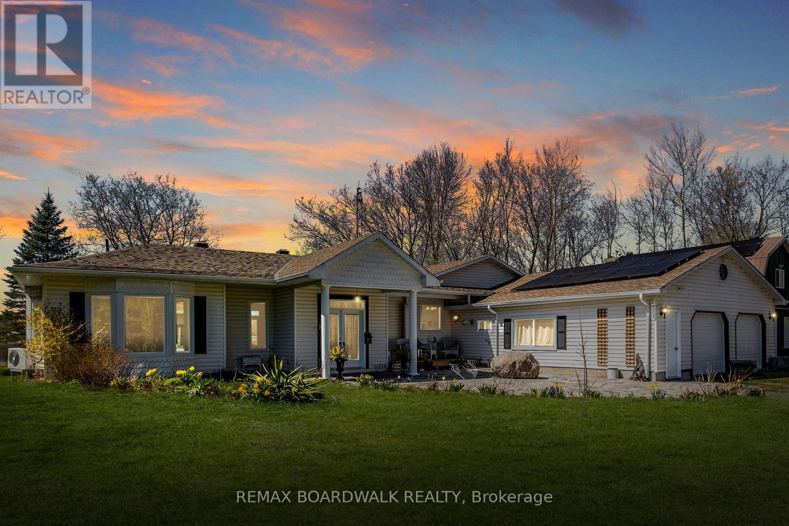 875 CORKTOWN ROAD - 1