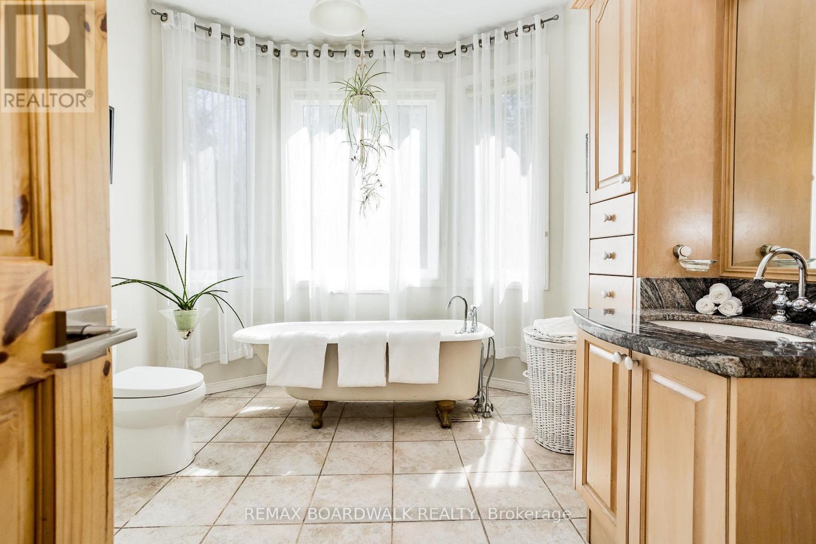 875 CORKTOWN ROAD - 21