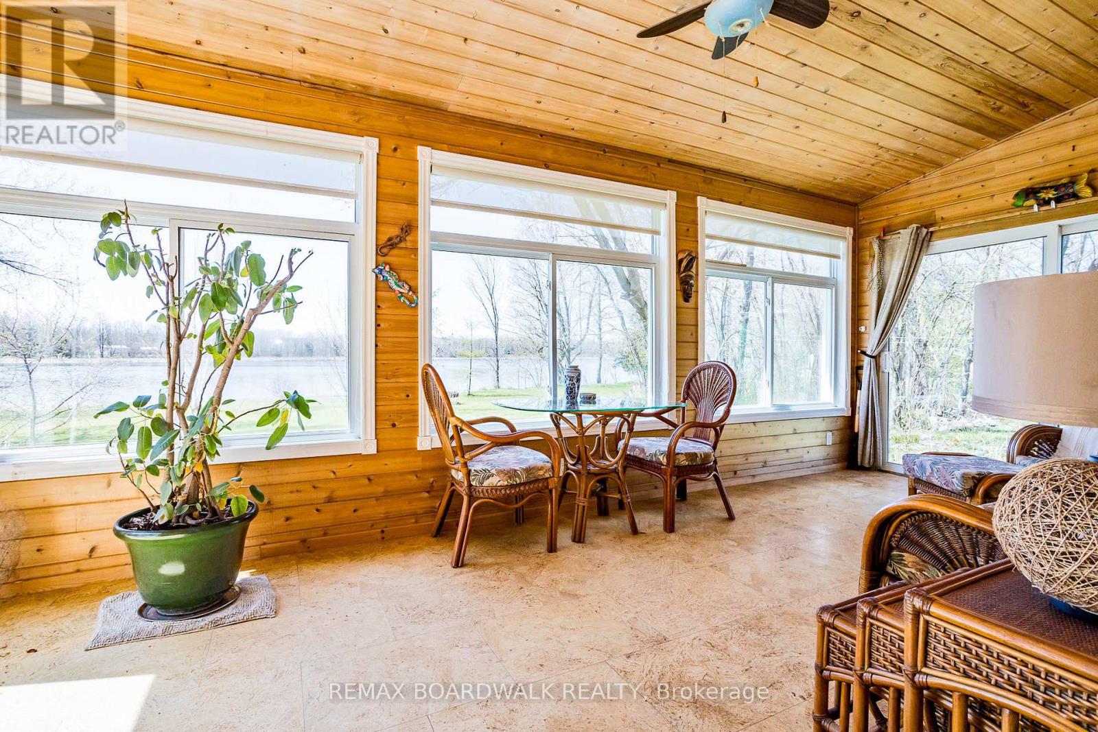 875 CORKTOWN ROAD - 22
